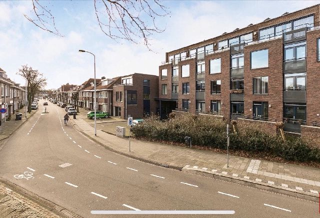 5615 LE Eindhoven (Schrijversbuurt)