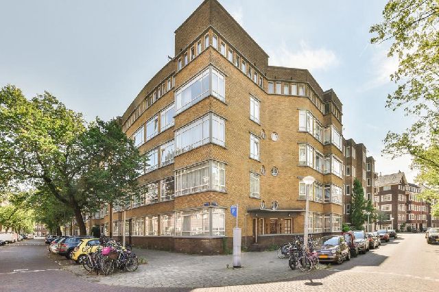 1077 ZH Amsterdam (Apollobuurt)