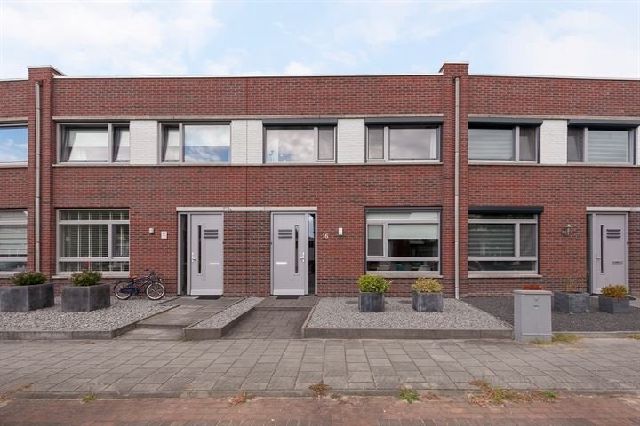 5508 SE Veldhoven (Verspreide huizen Scherpenering en Landsaard)