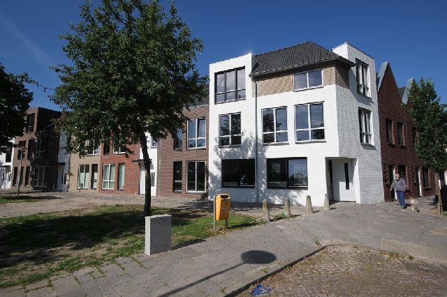 5622 AA Eindhoven (Kronehoef)