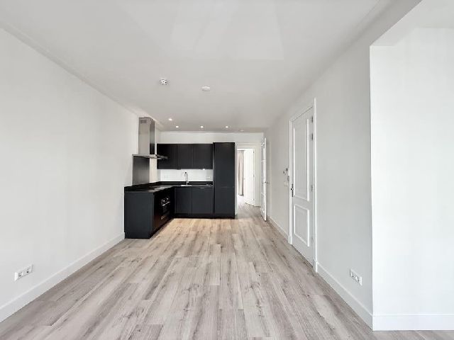 1094 CW Amsterdam (Indische Buurt-West)