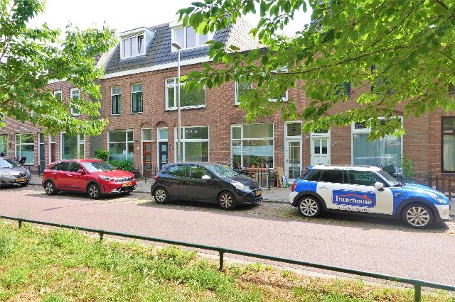 3532 BJ Utrecht (Nieuw Engeland, Th. a. Kempisplantsoen en omgeving)