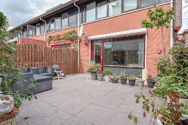 1060 SM Amsterdam (De Aker)