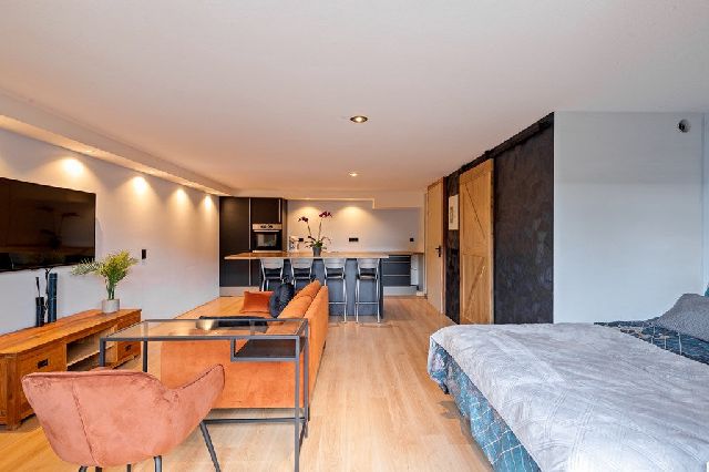 1060 TP Amsterdam (De Aker)