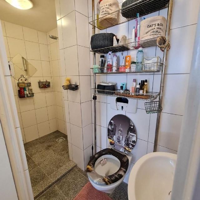 4814 CR Breda (Tuinzigt)