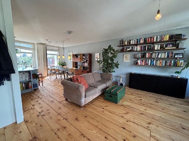 1095 CK Amsterdam (Indische Buurt-Oost)