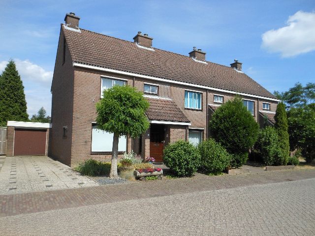 Moutlaan 56, Bemmel