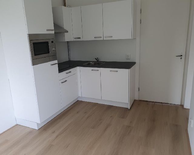 Dorpsweg 158B, 3083 LK Rotterdam, Netherlands
