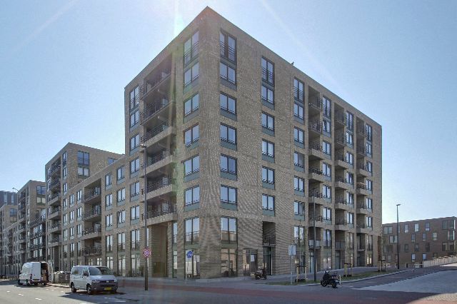 Bert Haanstrakade 908, Amsterdam