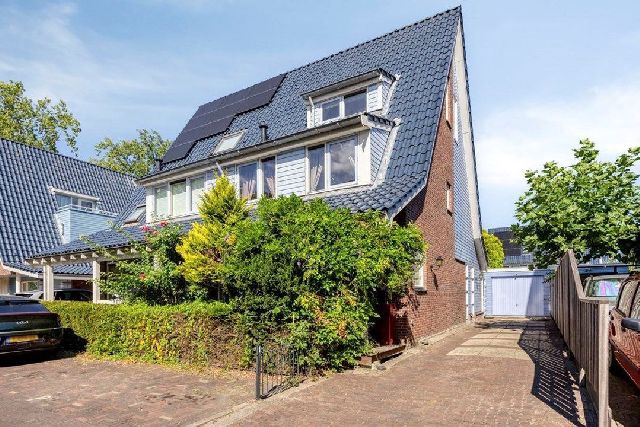 Rijsbes 97, 2498 AP Den Haag