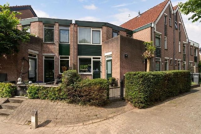 Eem 74, 1273 PK Huizen